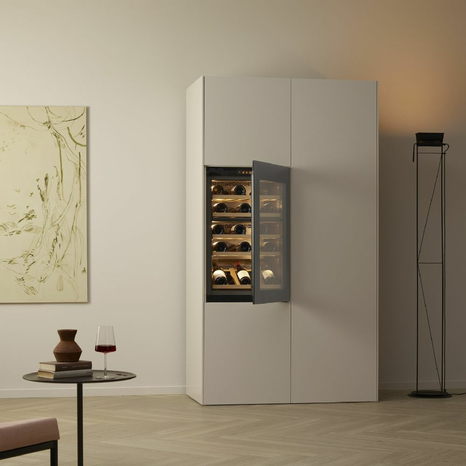 Идеальные условия для хранения: винные шкафы V-ZUG с технологией SmartTemp Идеальные условия для хранения: винные шкафы V-ZUG с технологией SmartTemp